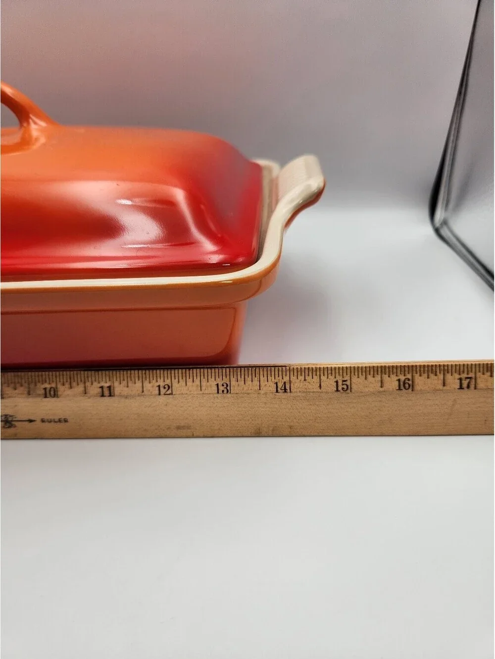 Le Creuset Volcanic Orange Rectangular Baking Dish with Lid 4qt Stoneware - O4